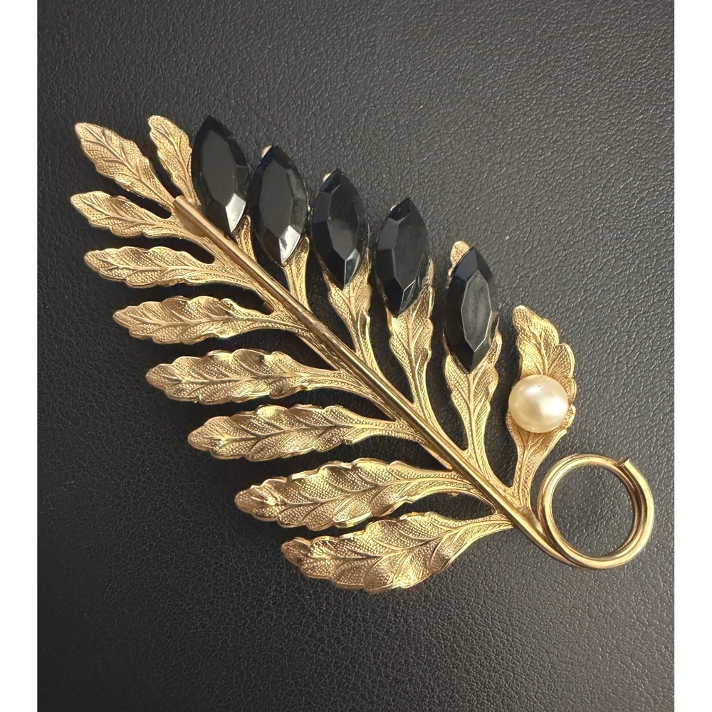Vintage Rhinestone Brooch Fern Leaf Gold Tone Black